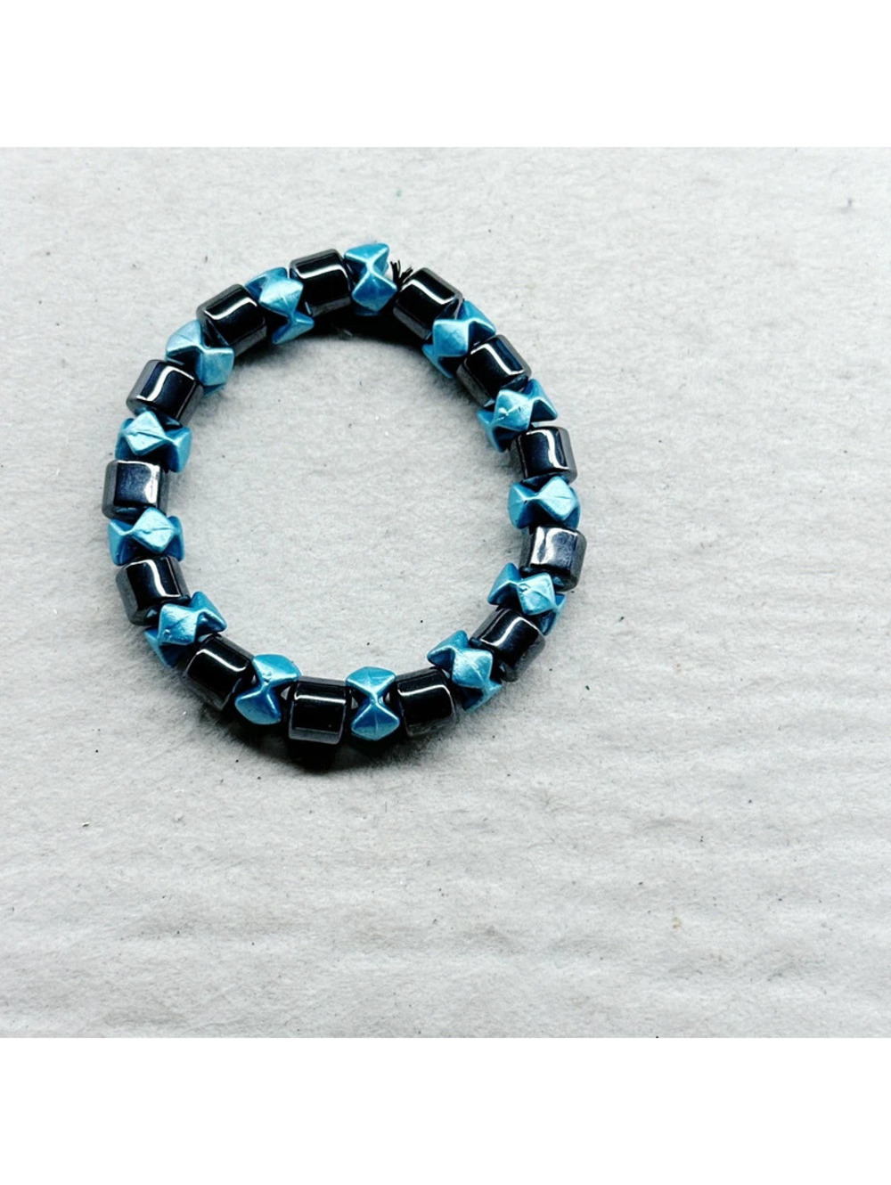5515gc. Stretch Hematite Bracelet
